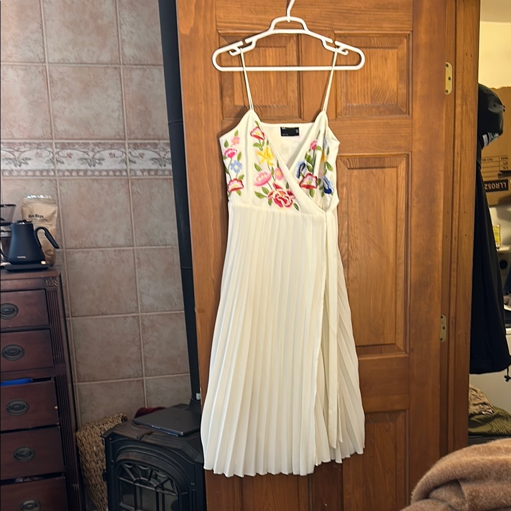 Floral Embroidered Cream Dress